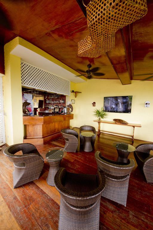 Hotel Mont Joli Cap-Haitien Bagian luar foto