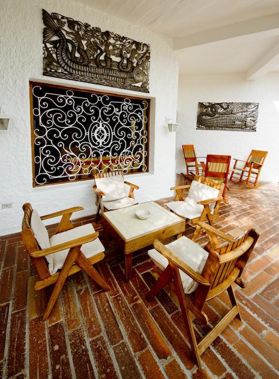 Hotel Mont Joli Cap-Haitien Bagian luar foto
