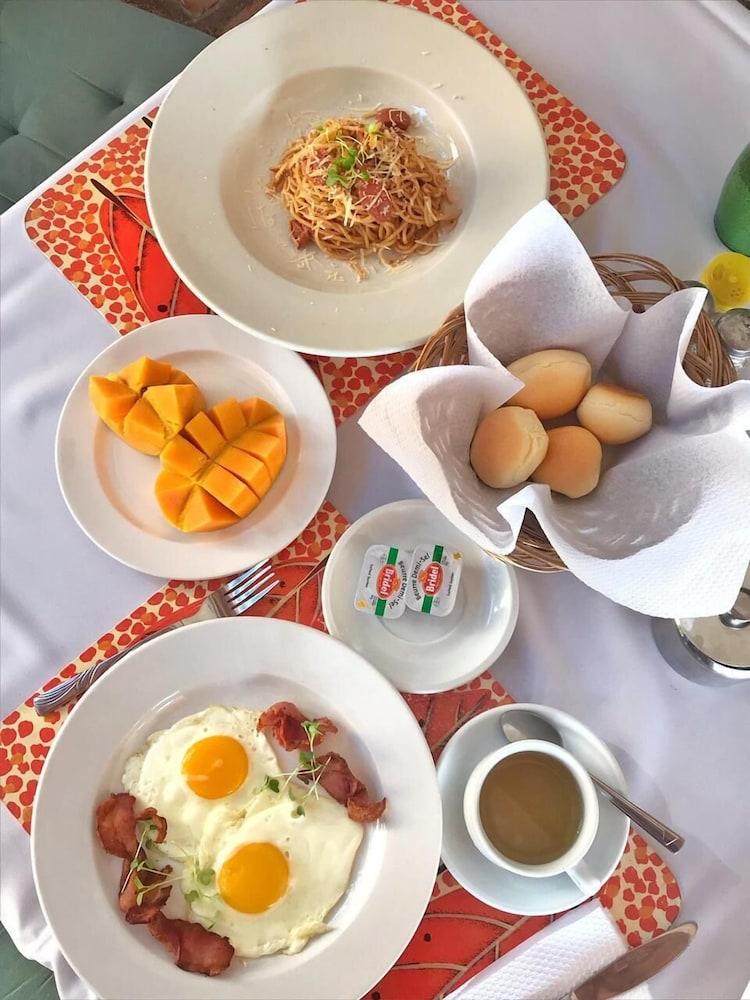 Hotel Mont Joli Cap-Haitien Bagian luar foto