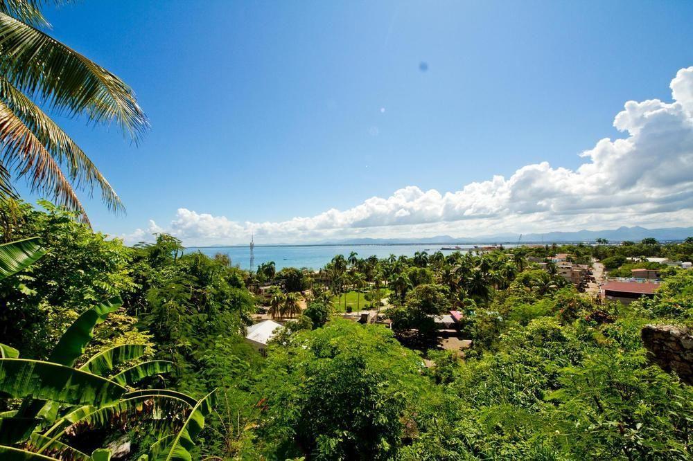 Hotel Mont Joli Cap-Haitien Bagian luar foto
