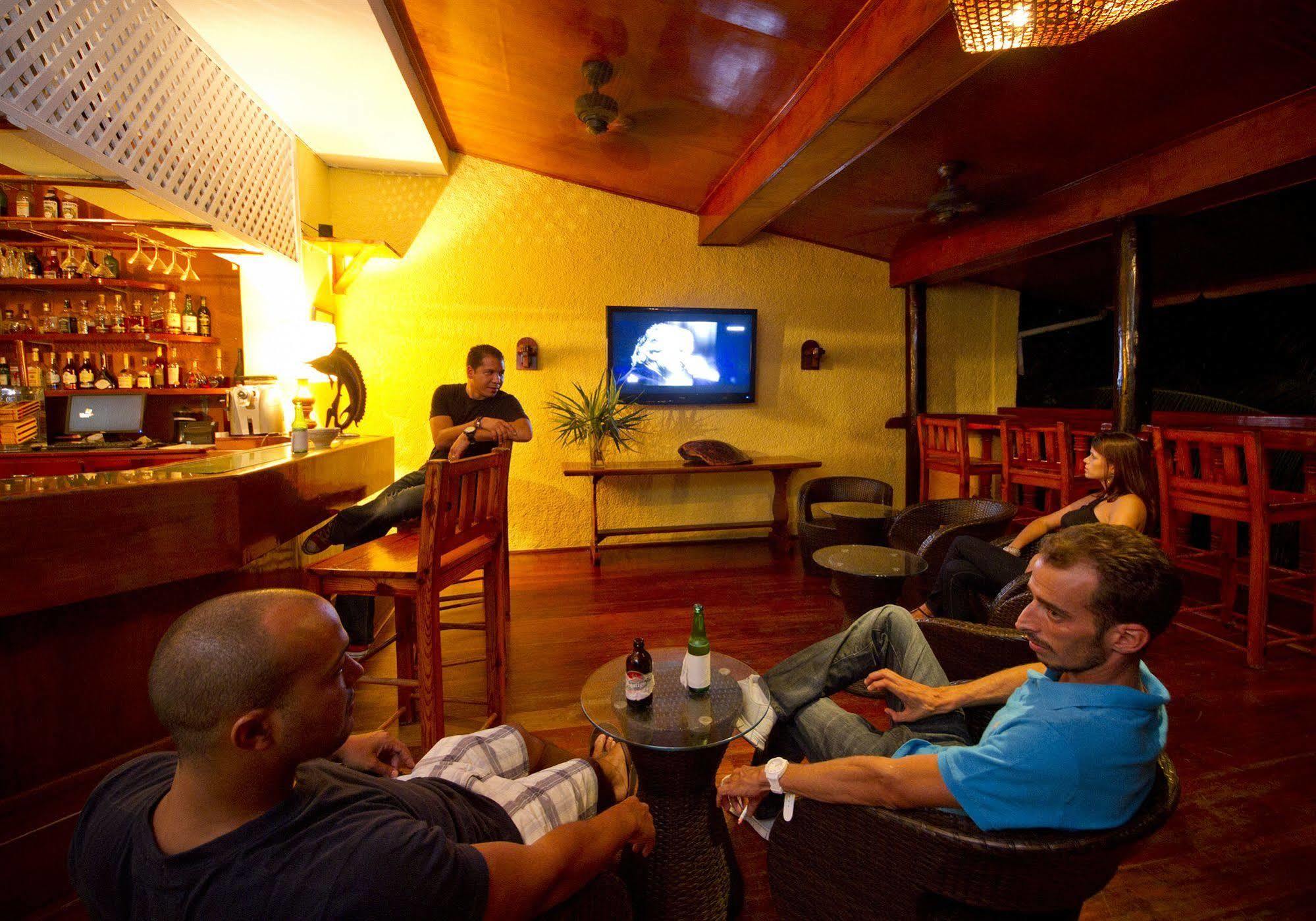 Hotel Mont Joli Cap-Haitien Bagian luar foto