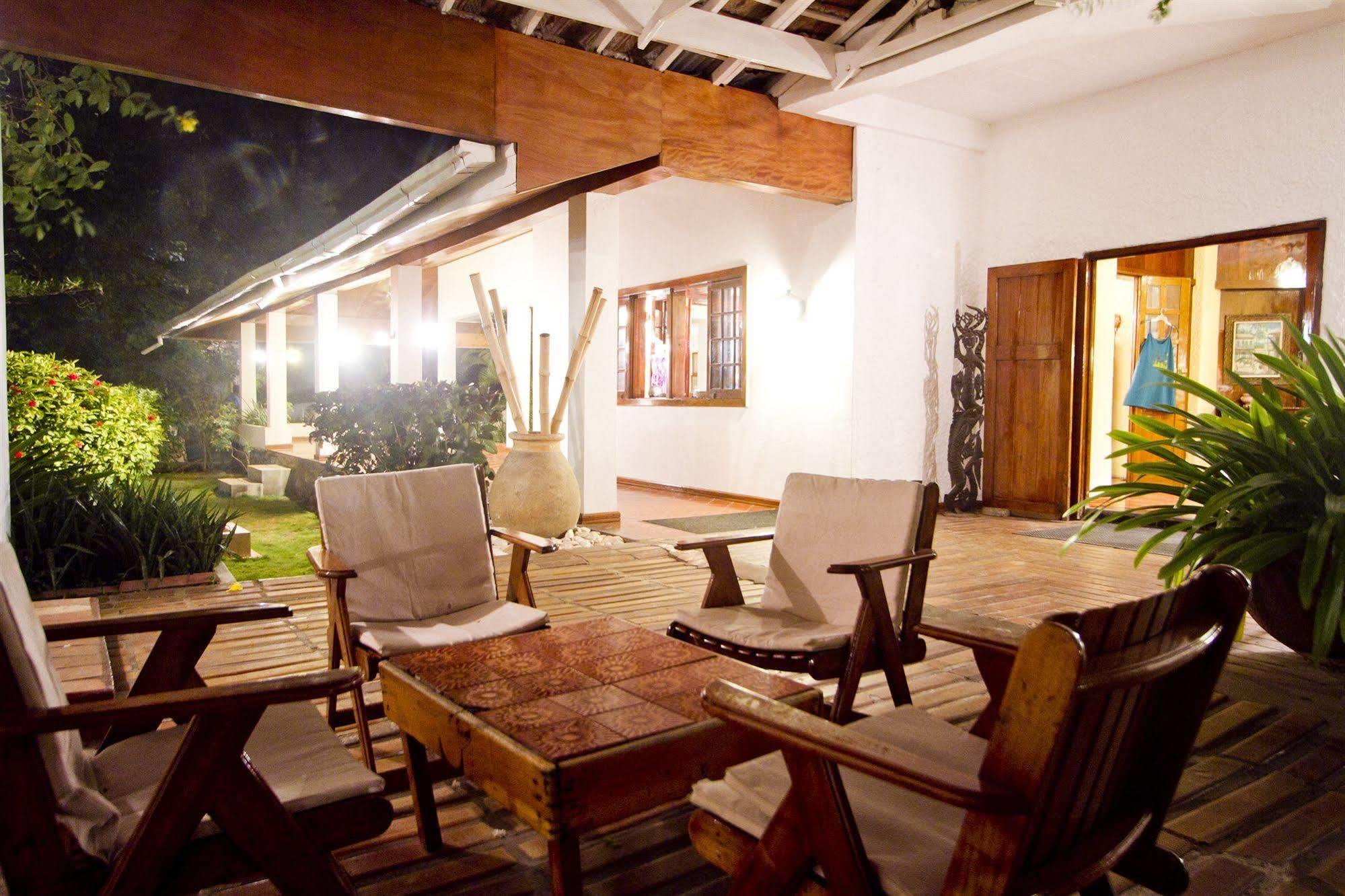 Hotel Mont Joli Cap-Haitien Bagian luar foto