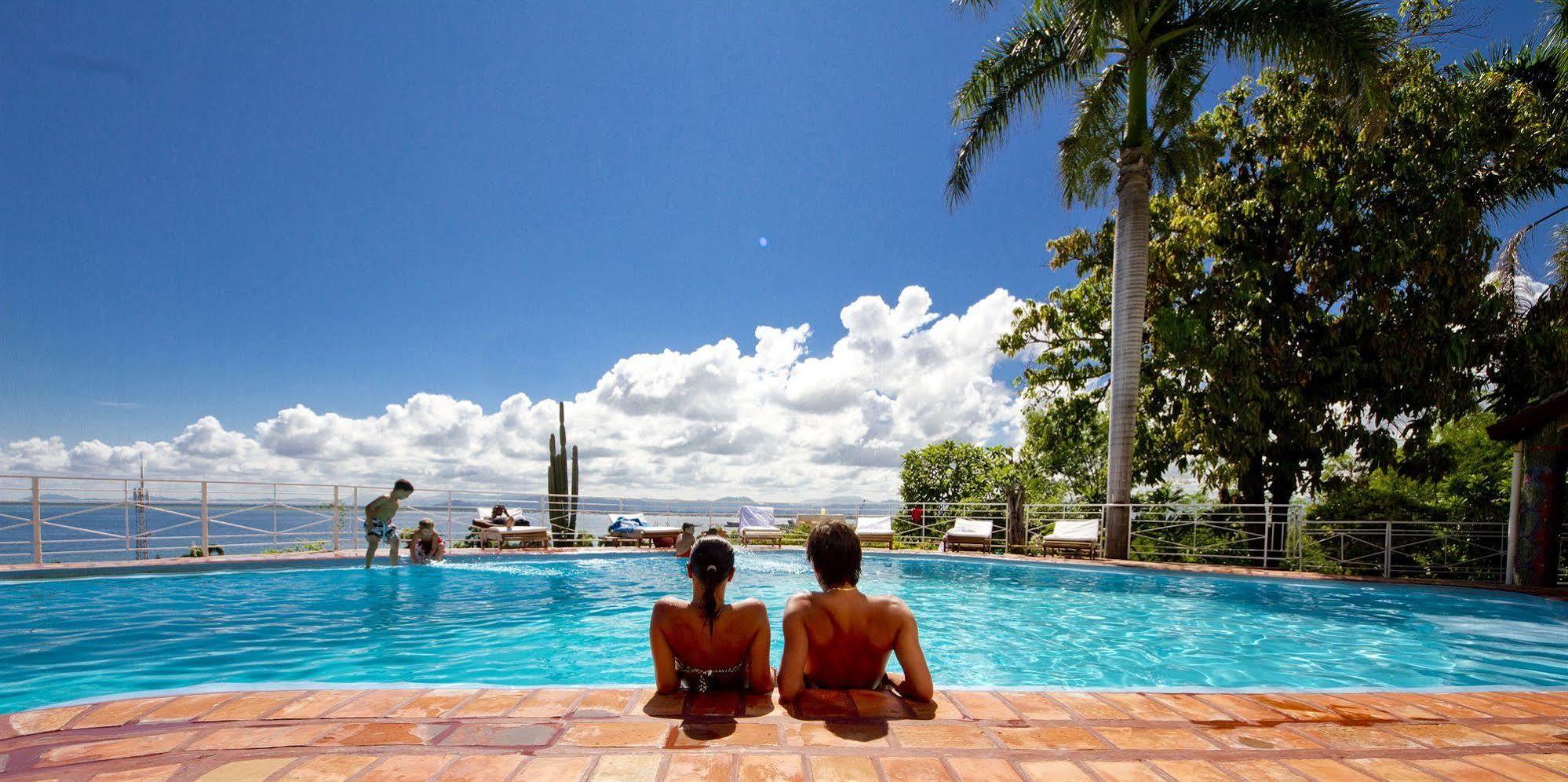 Hotel Mont Joli Cap-Haitien Bagian luar foto